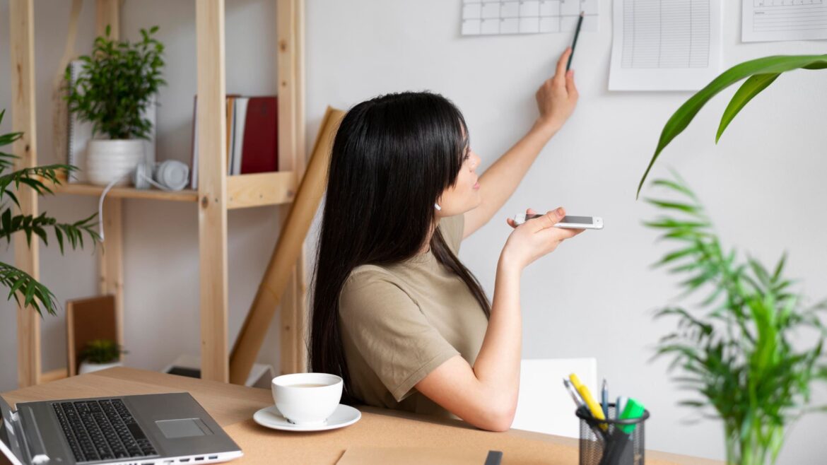 How Cycle Syncing Improves Productivity [+ Weekly Planner]